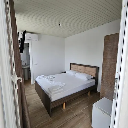 Rafael 4* Ksamil