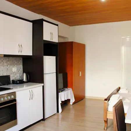 Rafael Guest house Ksamil