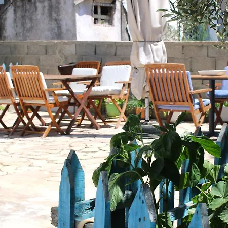 Rafael Pensionat Ksamil