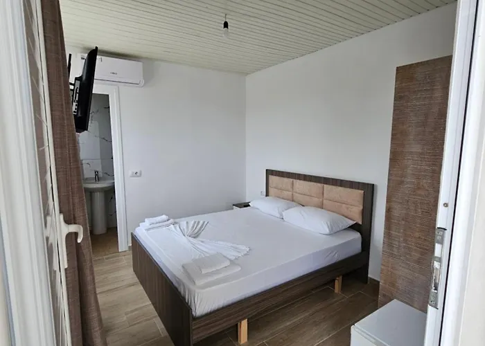 Rafael 4* Ksamil